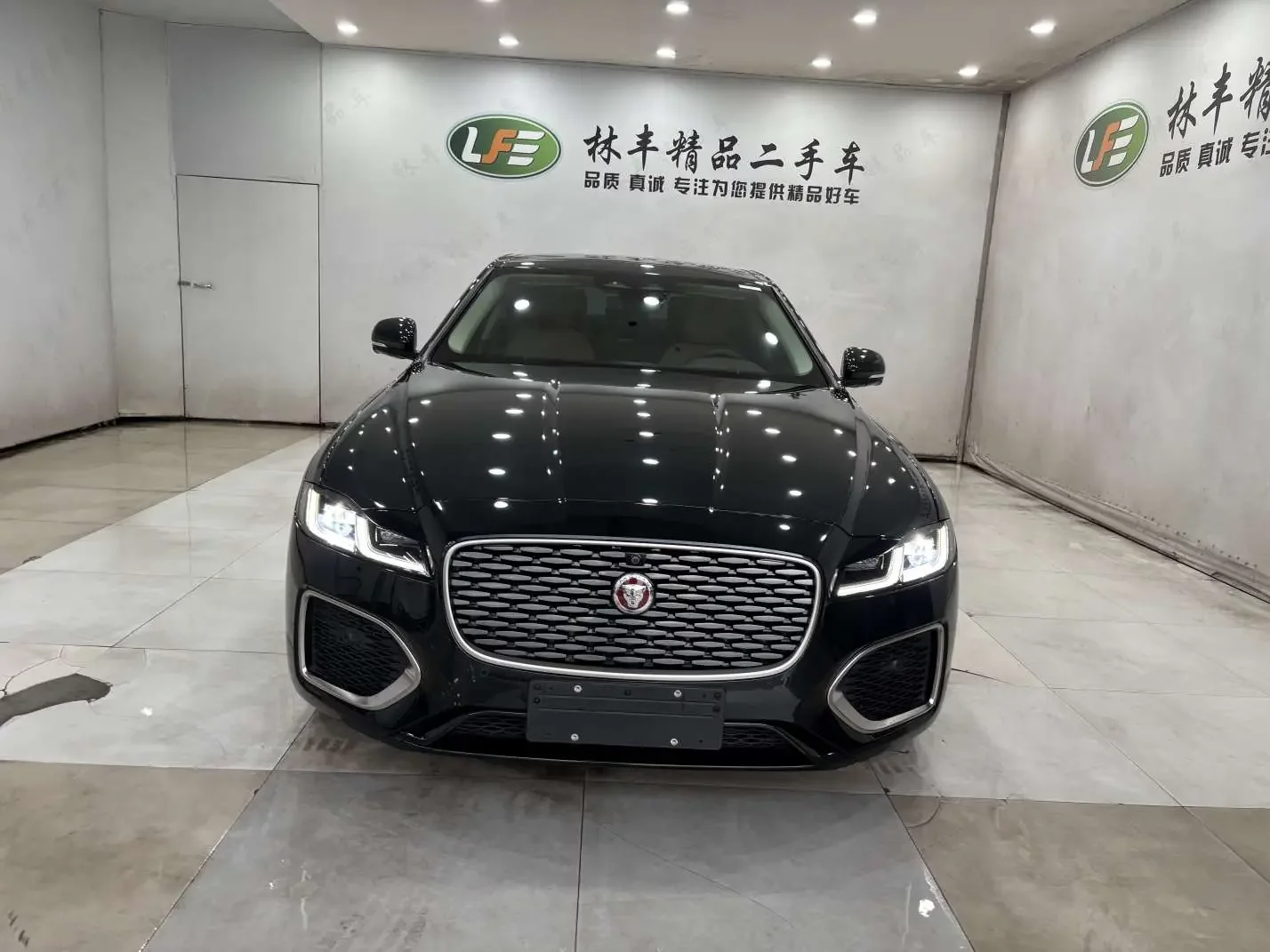 Jaguar XFL