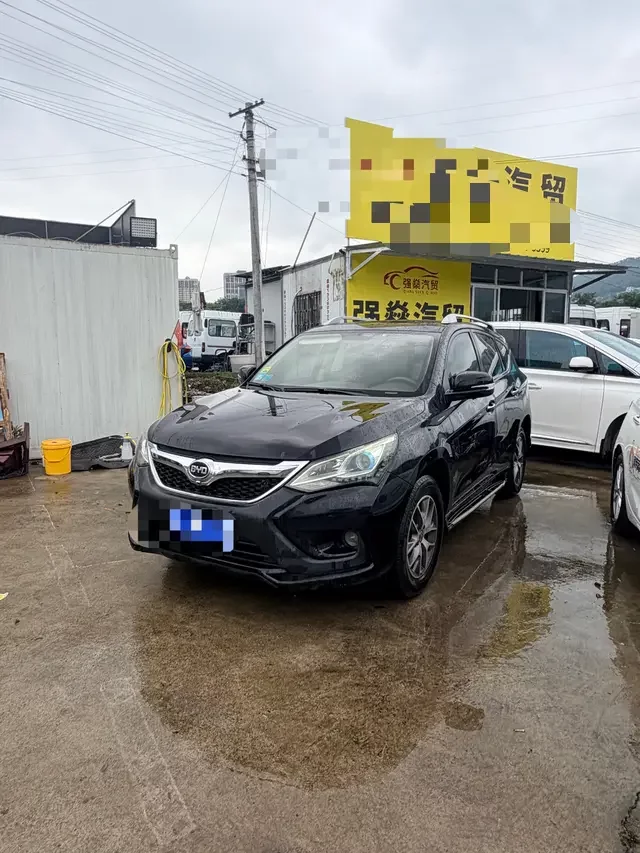BYD Song