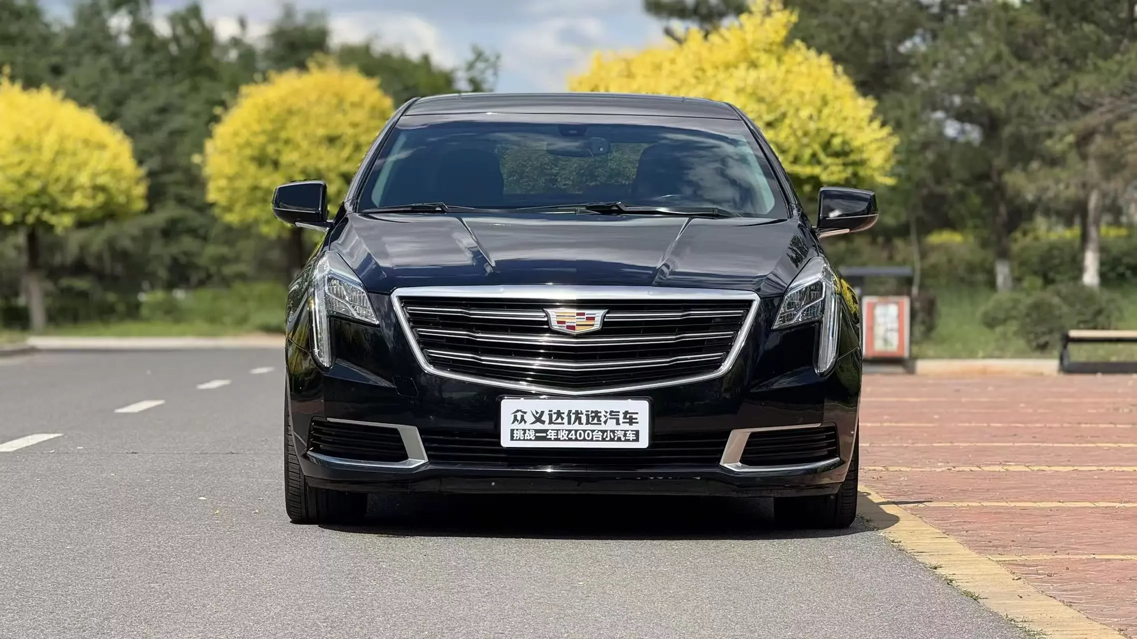 Cadillac XTS
