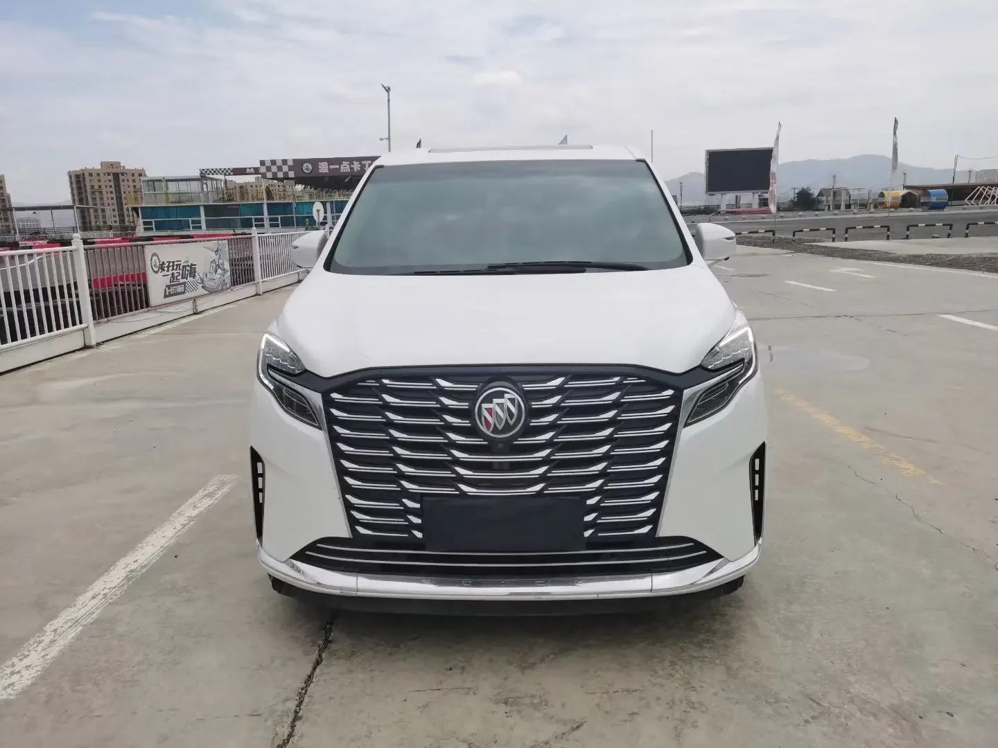 Buick GL8