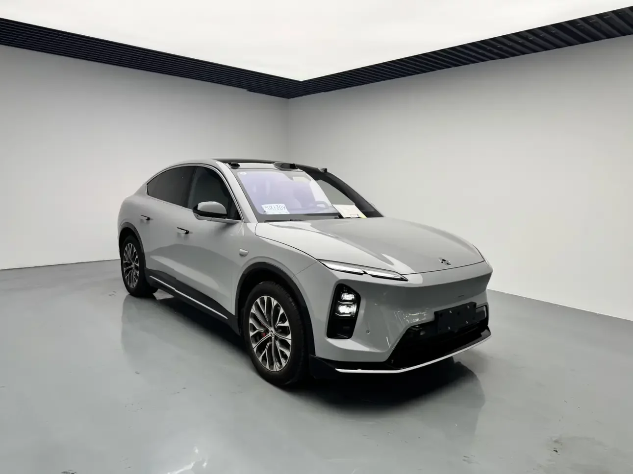 NIO EC6