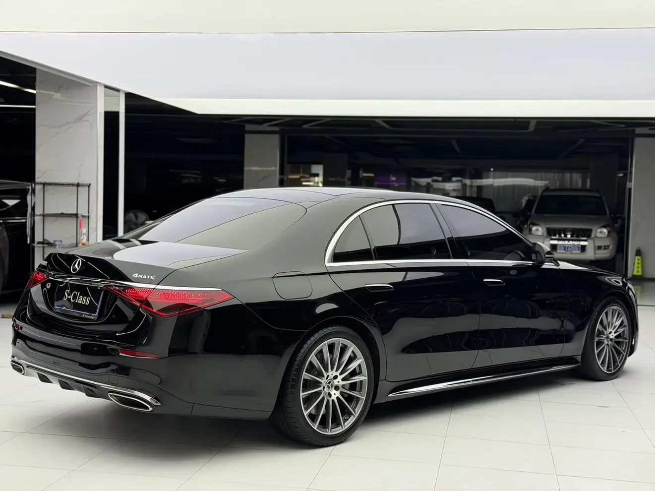 Mercedes-Benz S Class