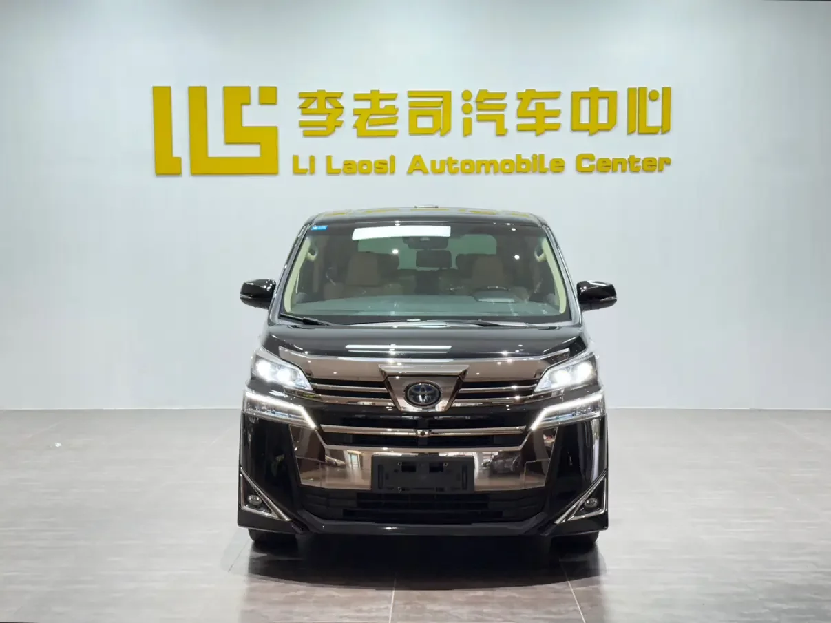 Toyota Crown Wellfire