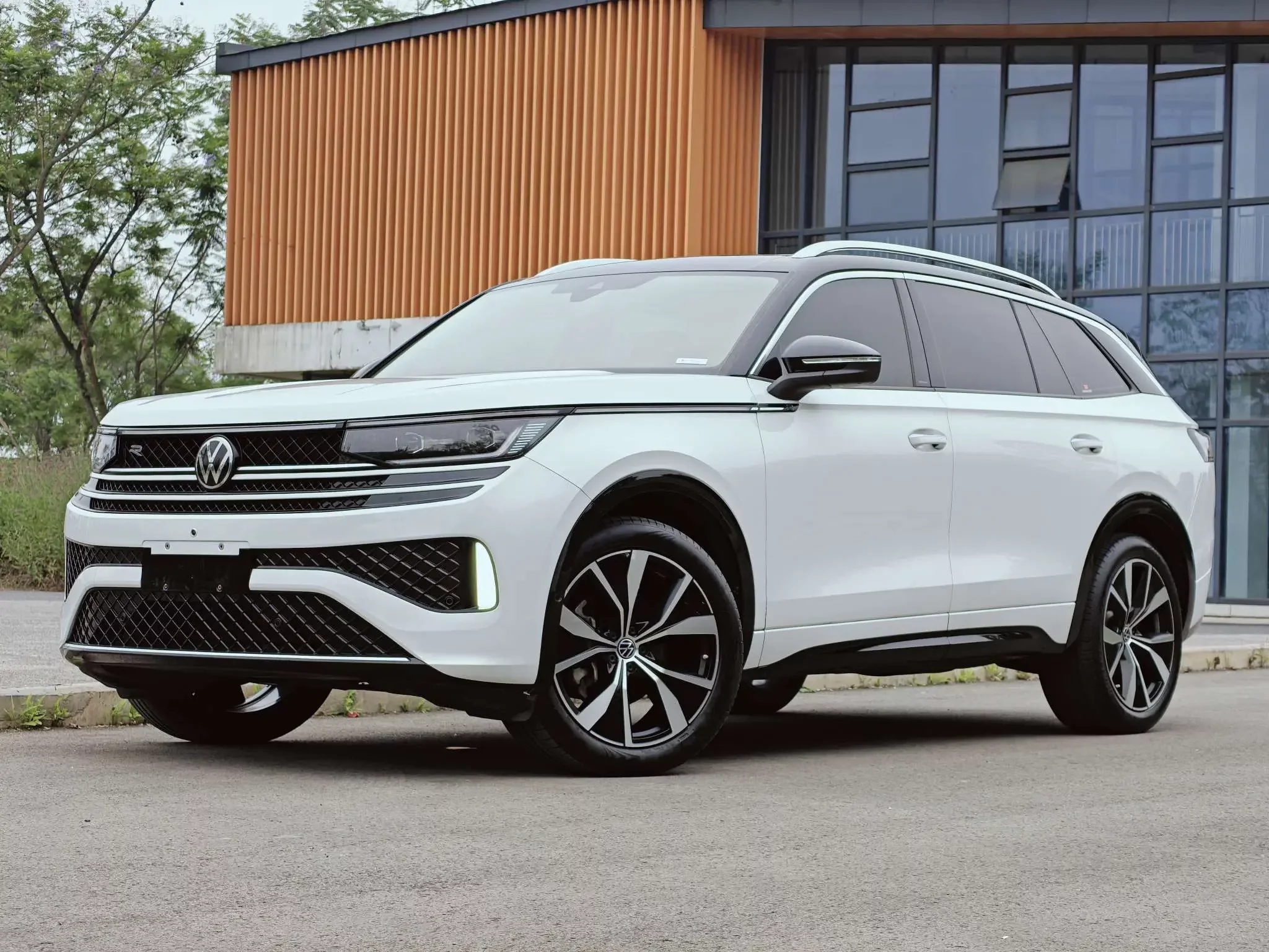 Volkswagen patrol  из Китая