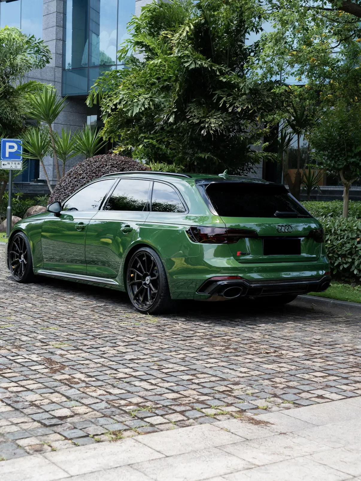 Audi RS 4