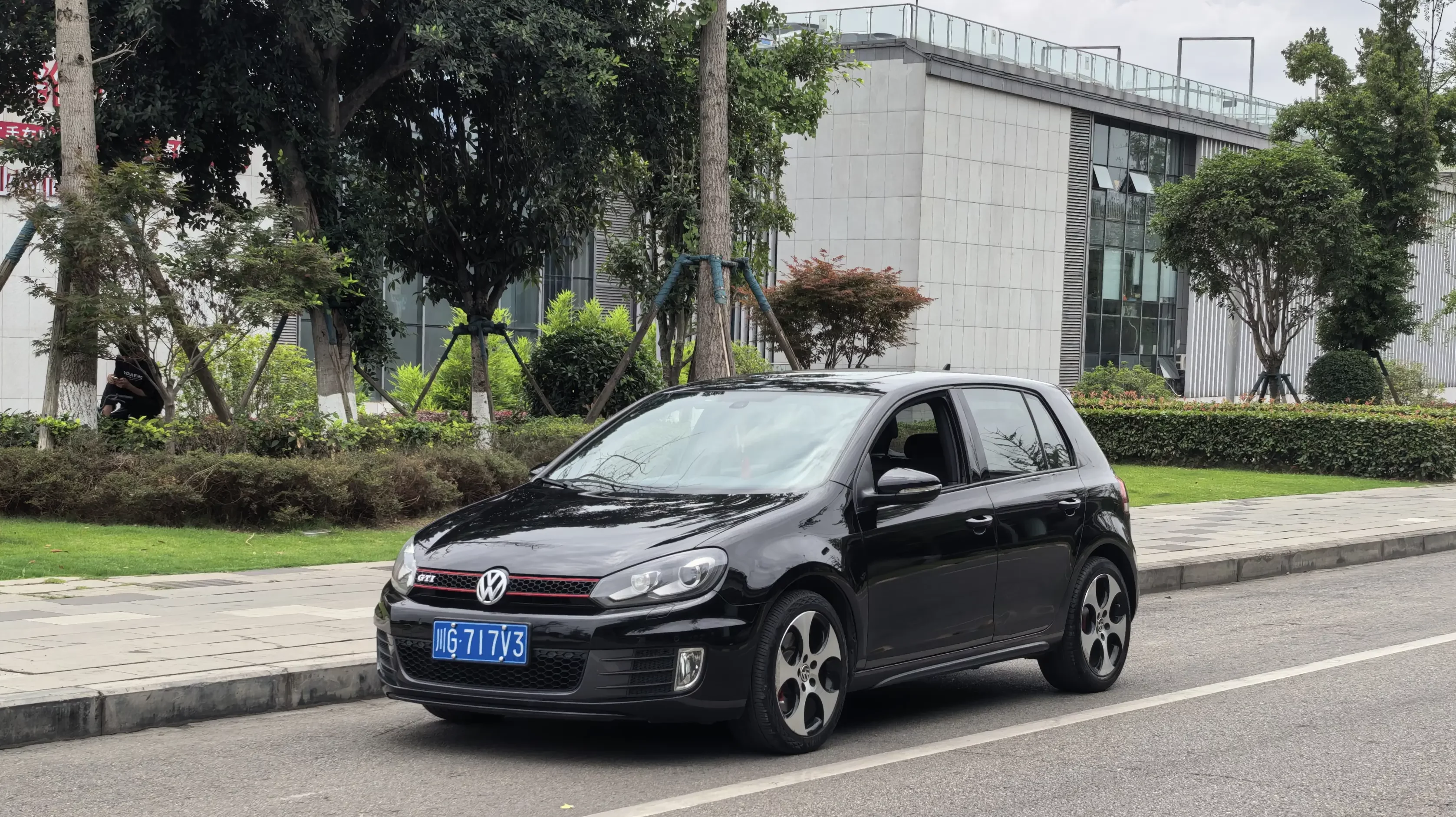 Volkswagen Golf GTI