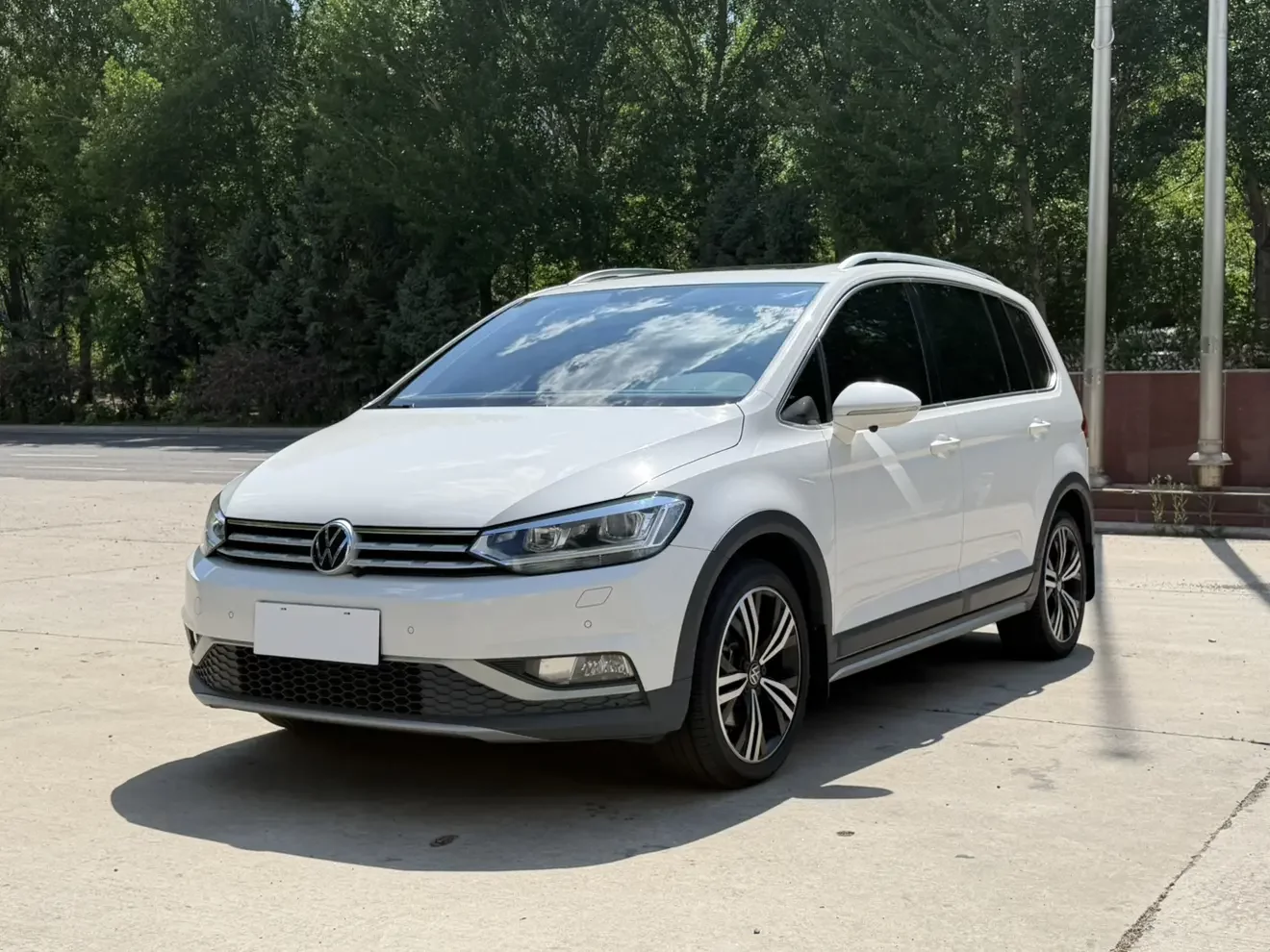Volkswagen Touran L