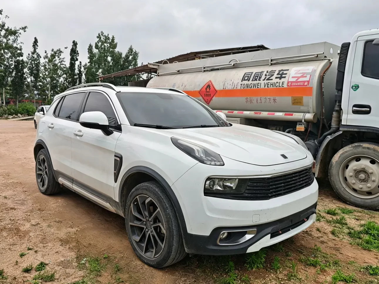 Lynk & Co 01