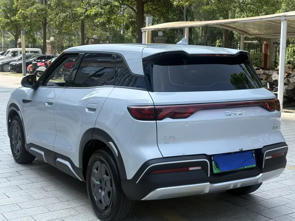BYD Yuan UP