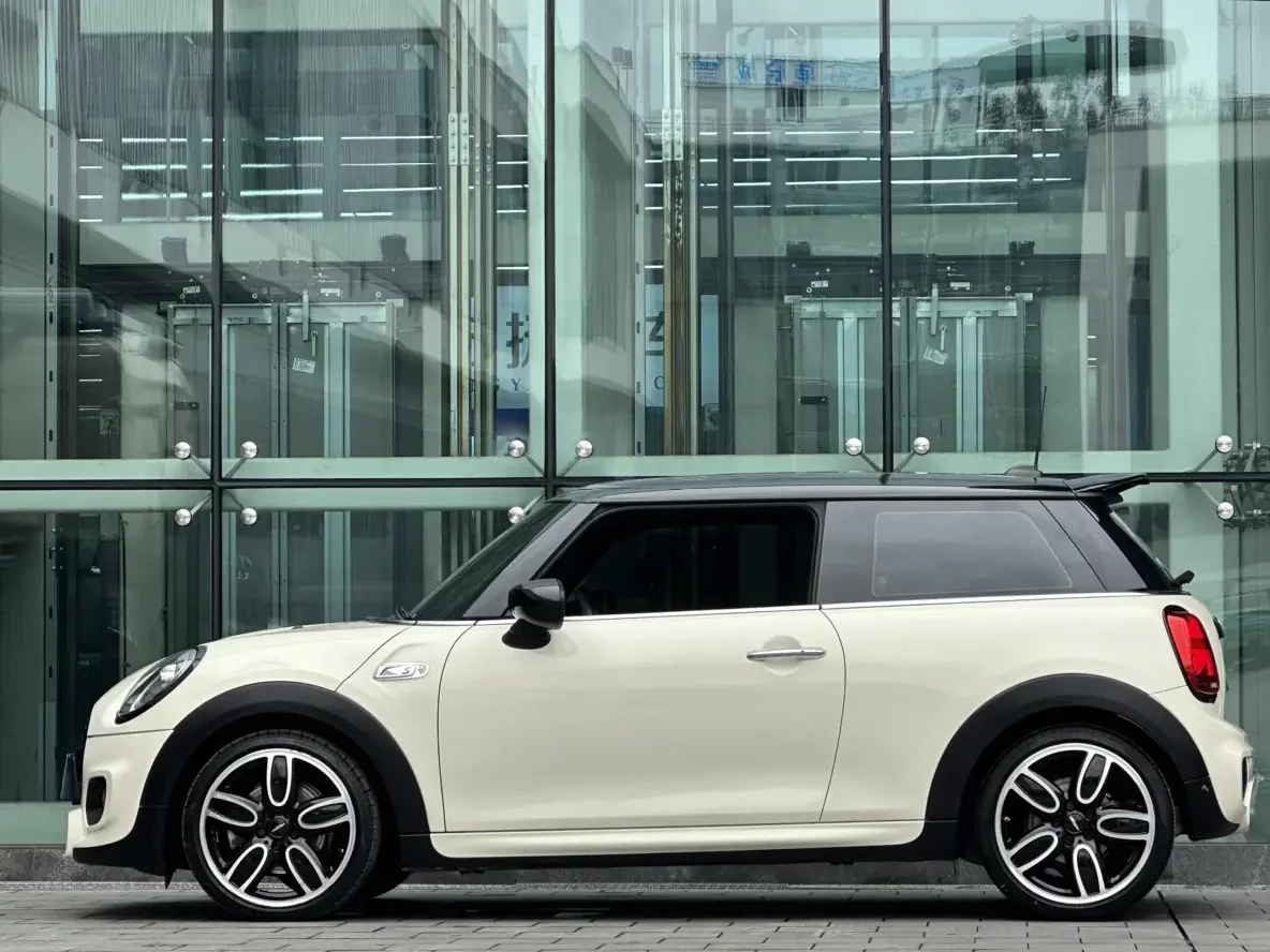 MINI 