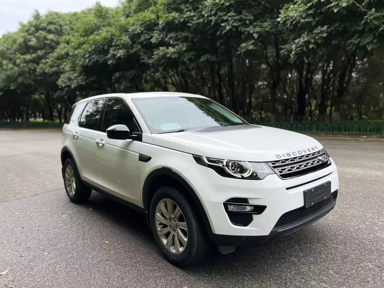Land Rover Discover the magic