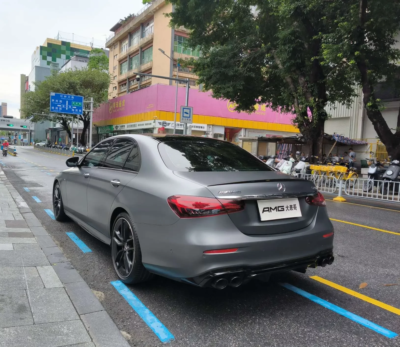 Mercedes-Benz E-Class AMG