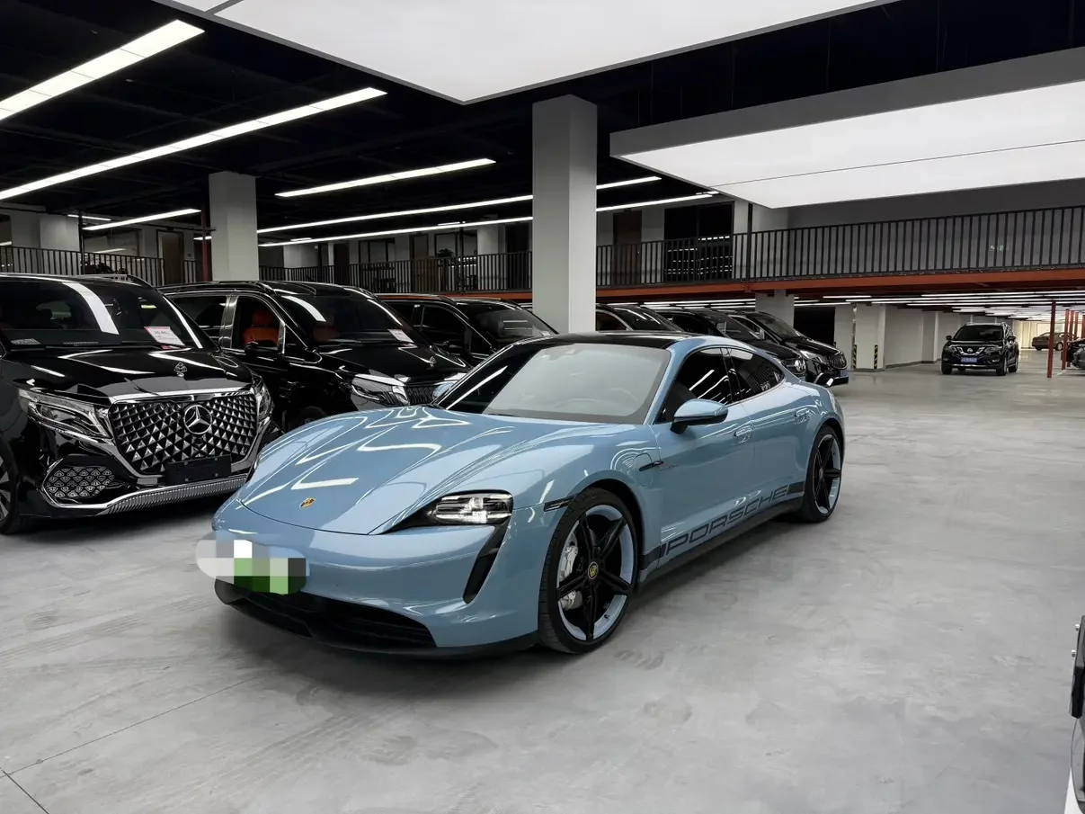 Porsche Taycan