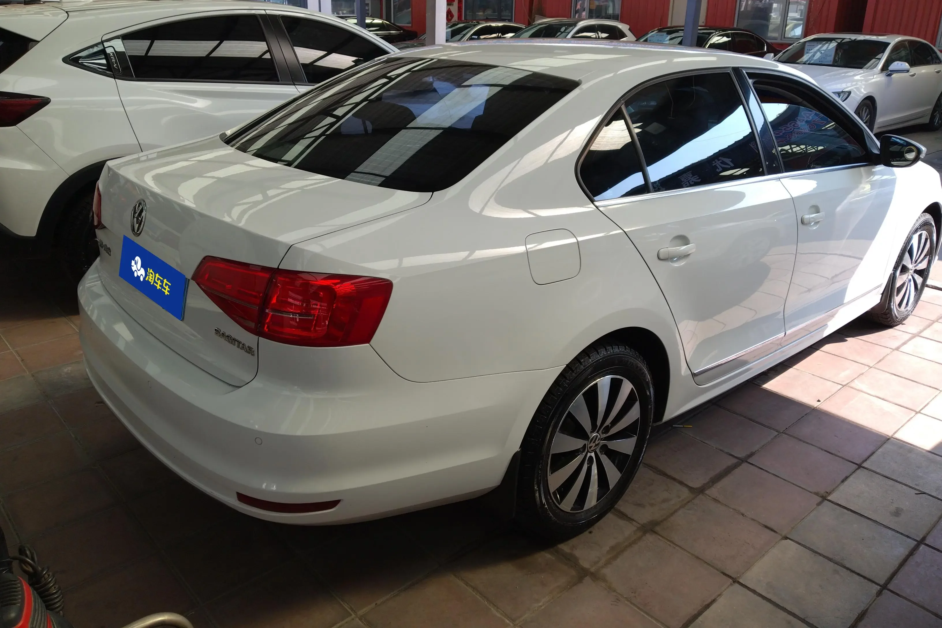 Volkswagen Sagitar
