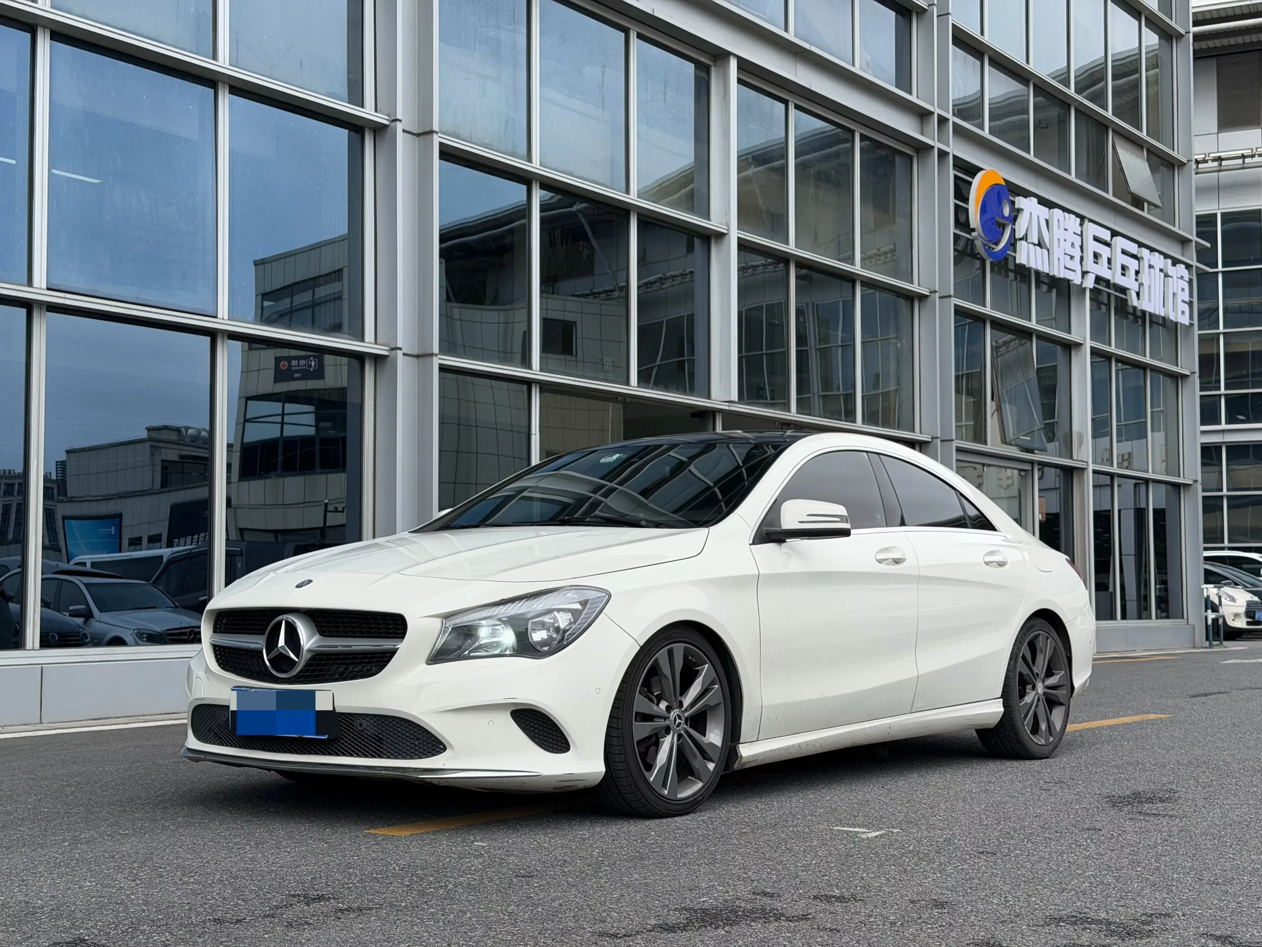 Mercedes-Benz CLA (Imported)