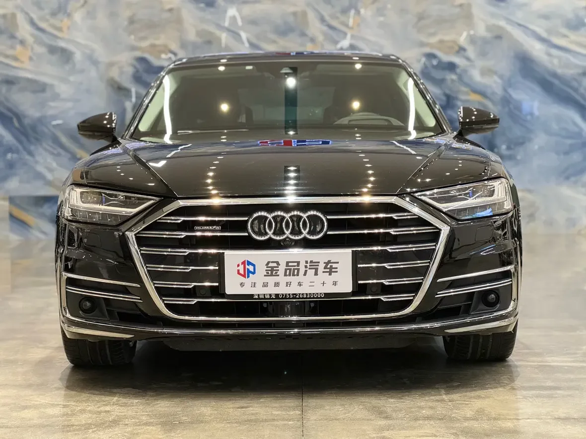 Audi A8