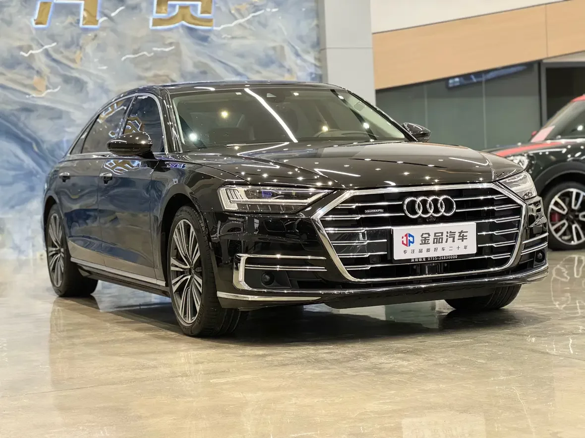 Audi A8