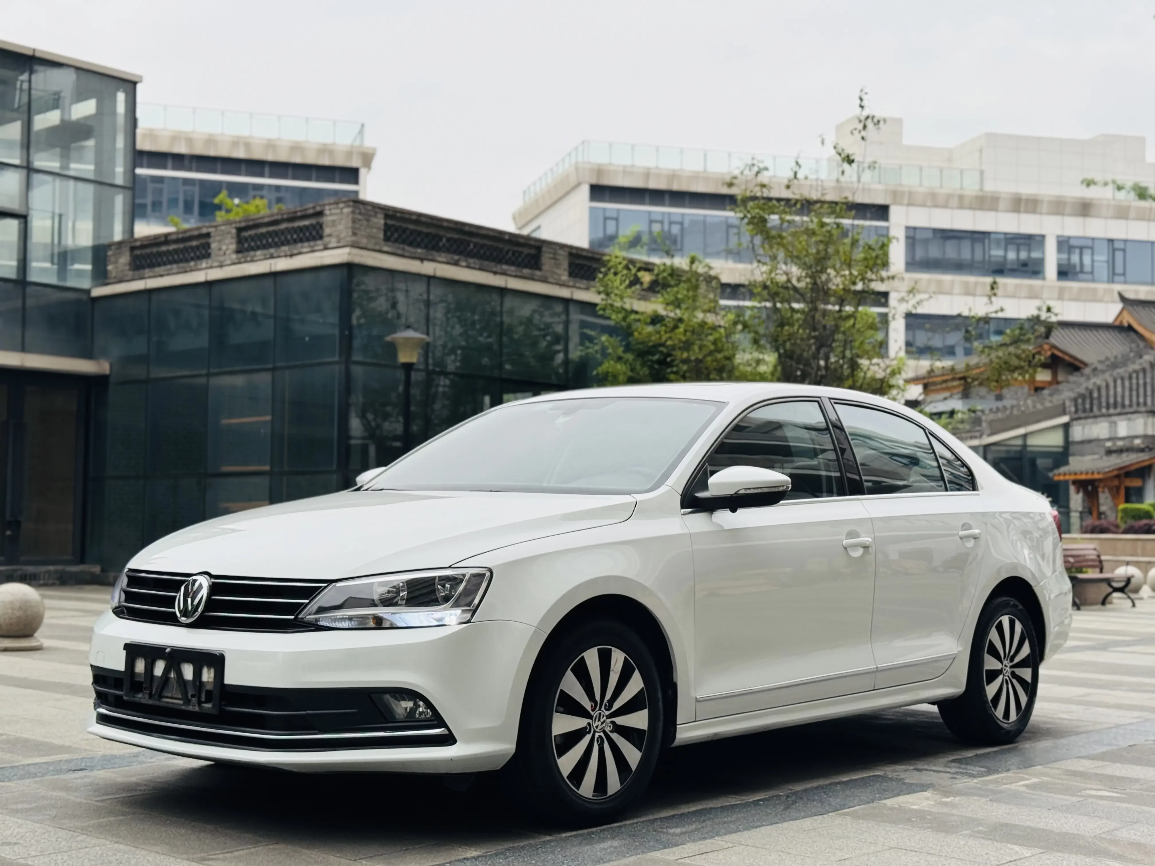 Volkswagen Sagitar