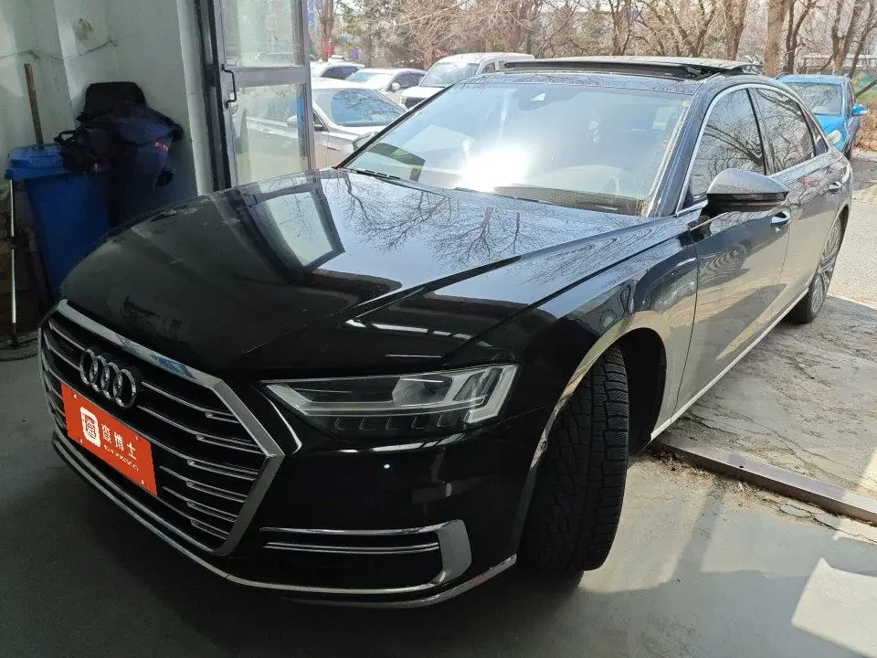 Audi A8