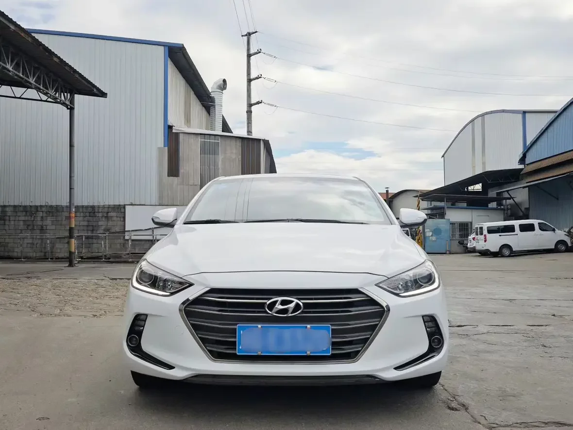 Hyundai lead