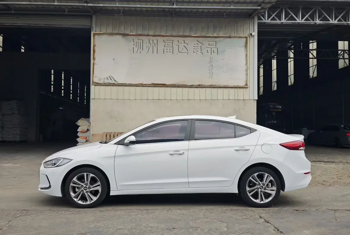 Hyundai lead