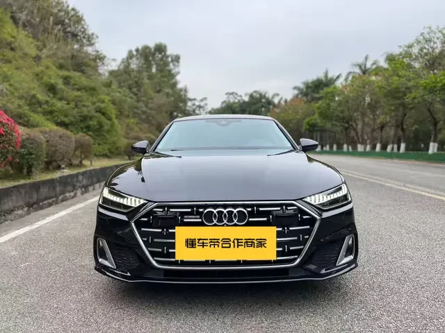 Audi A7L