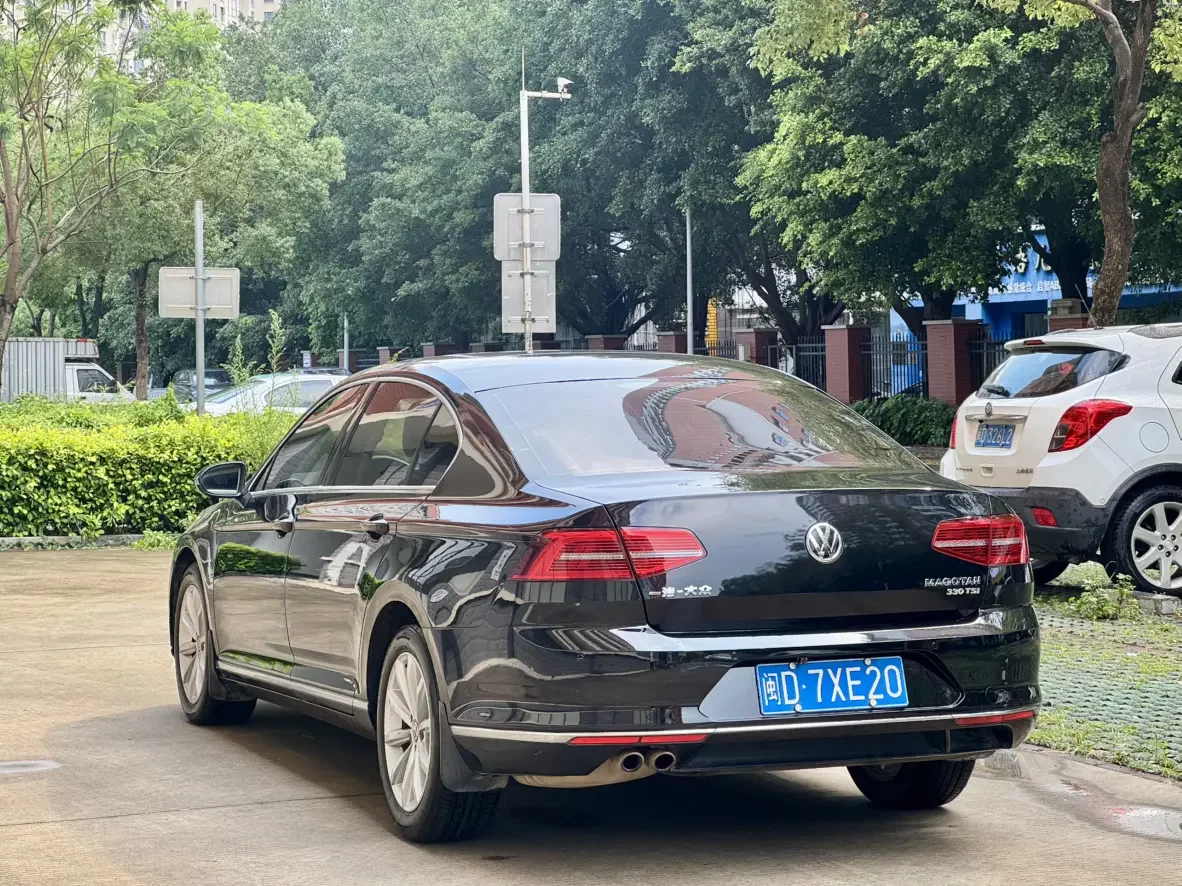 Volkswagen Magotan