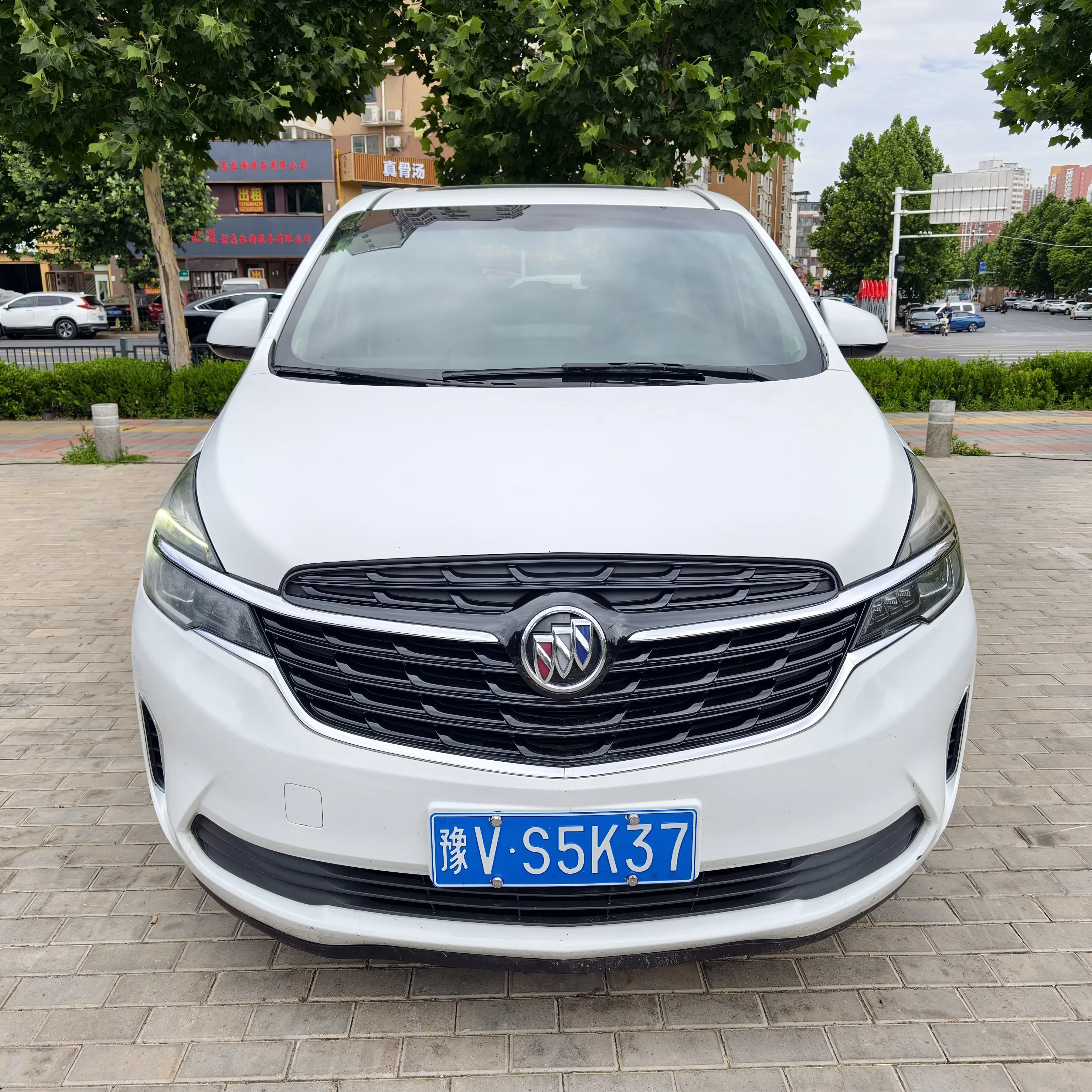 Buick GL8