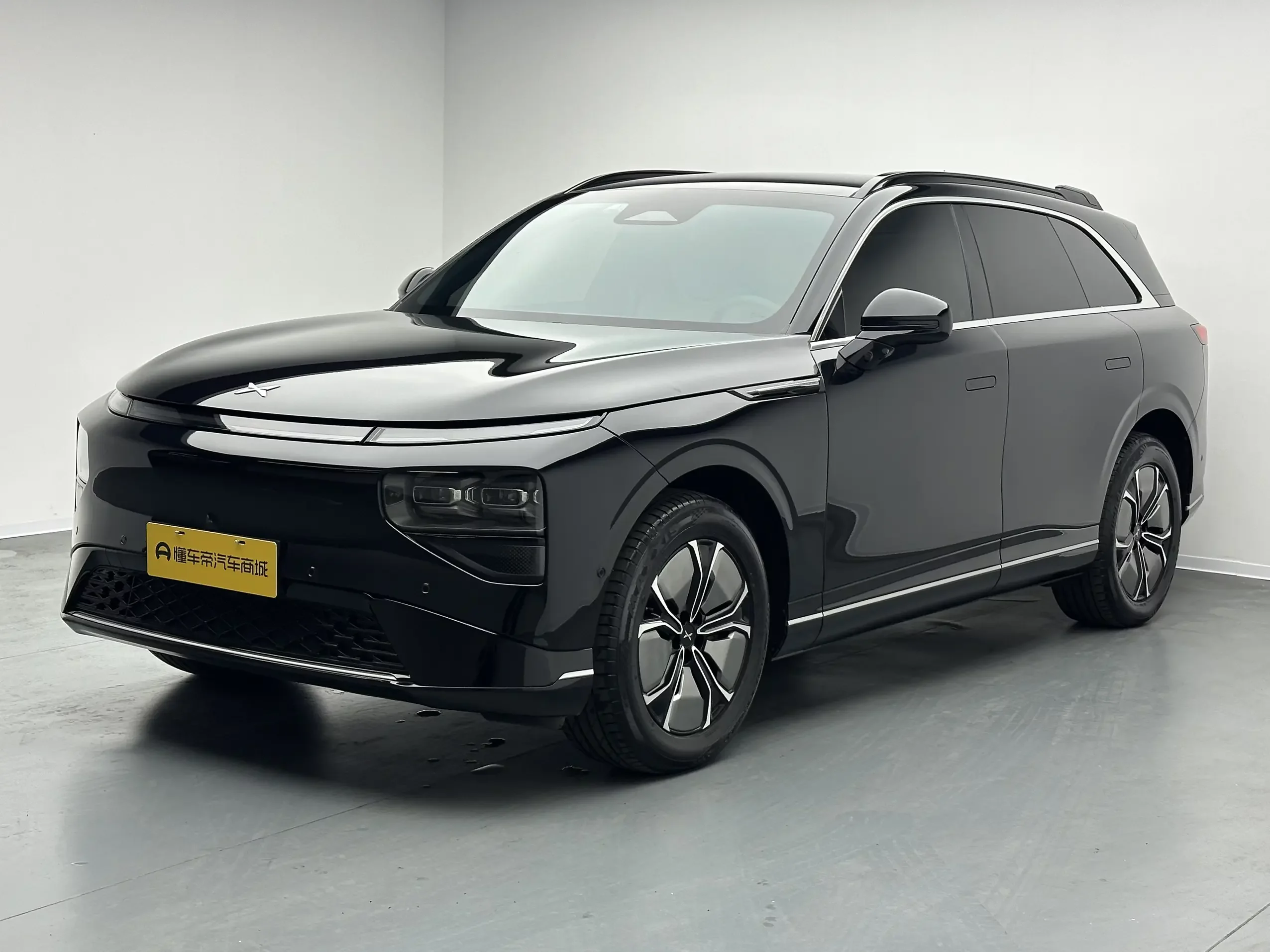Xpeng G9