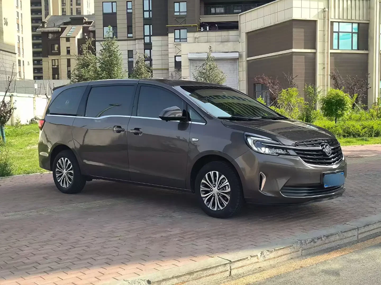 Buick GL8