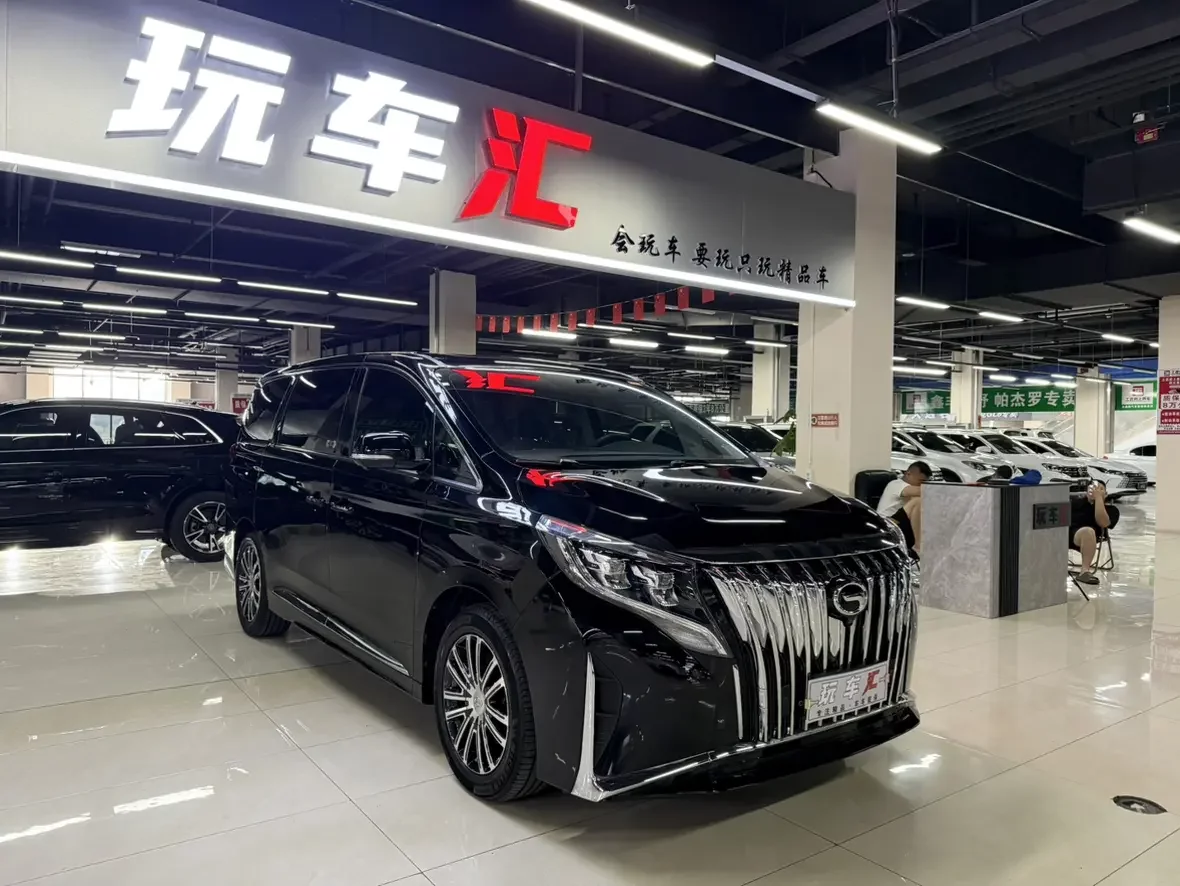 GAC Trumpchi M8