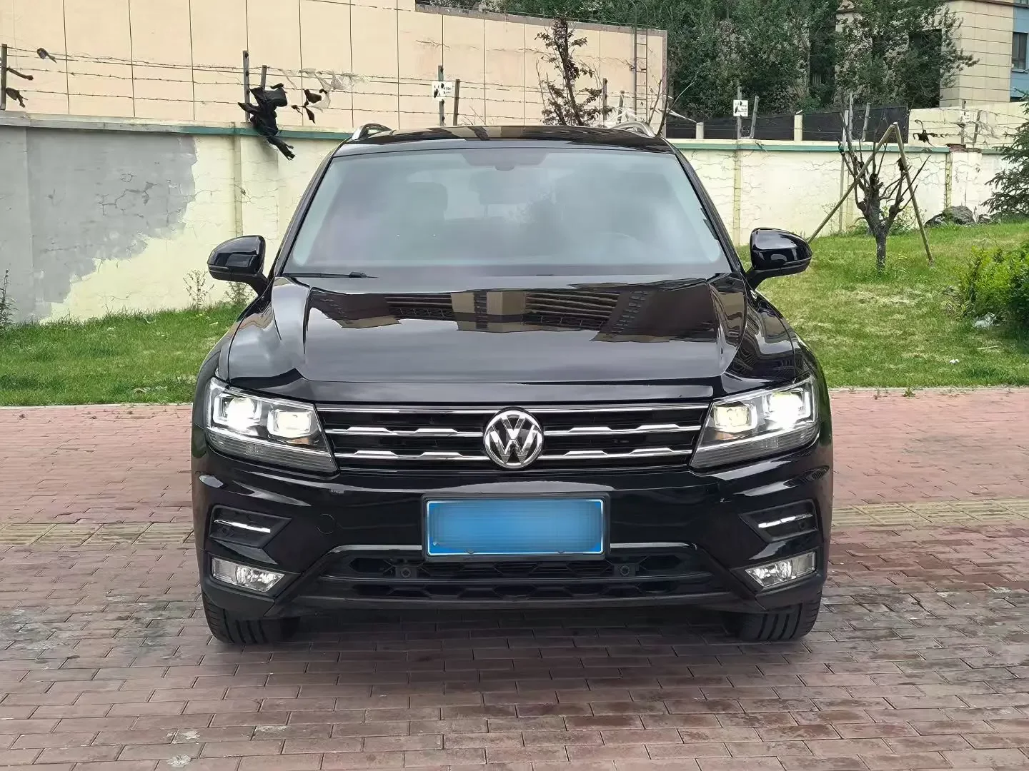 Volkswagen Tiguan L