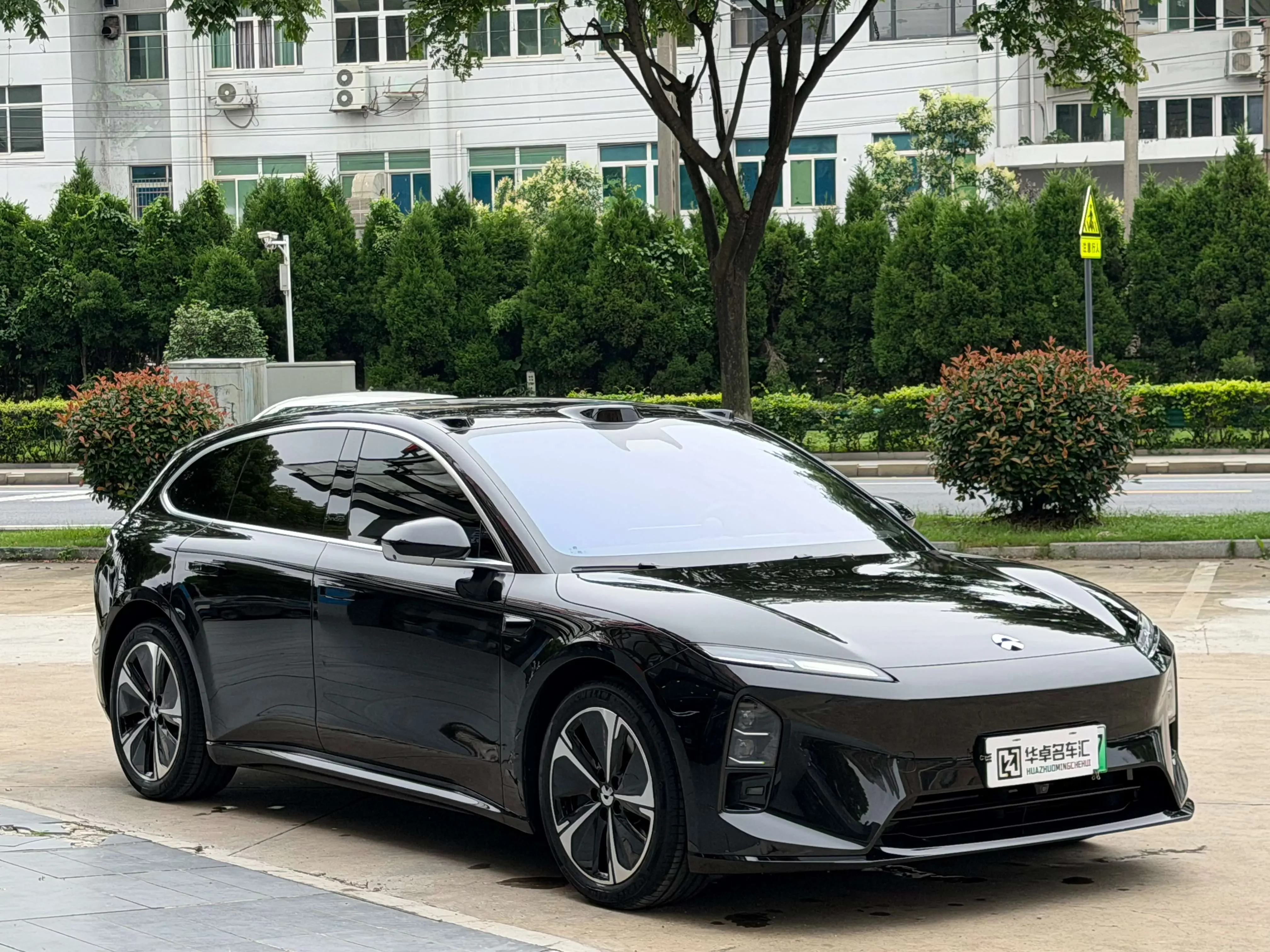 NIO ET5T