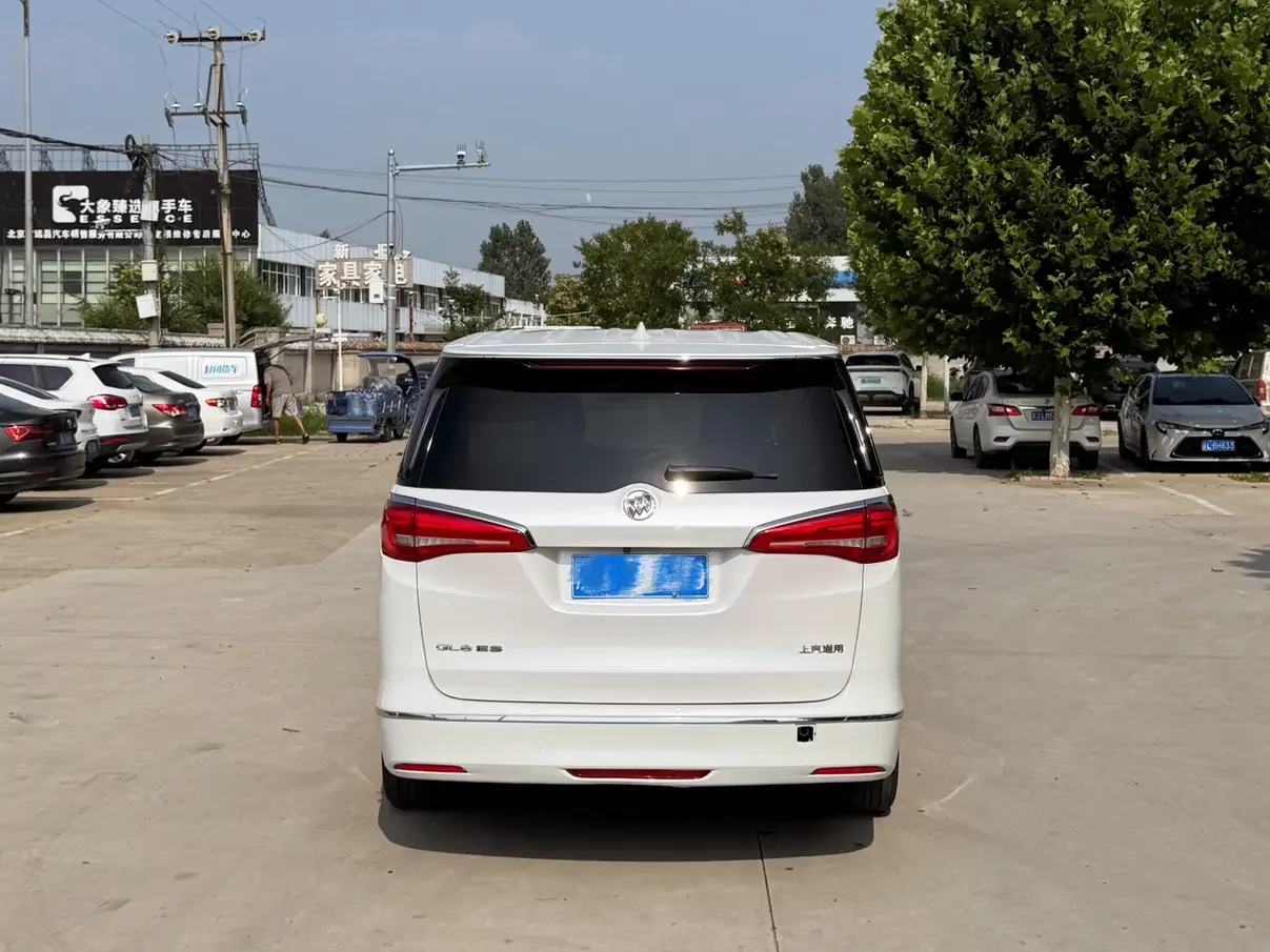 Buick GL8