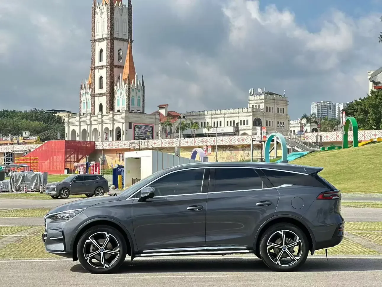 BYD Tang DM