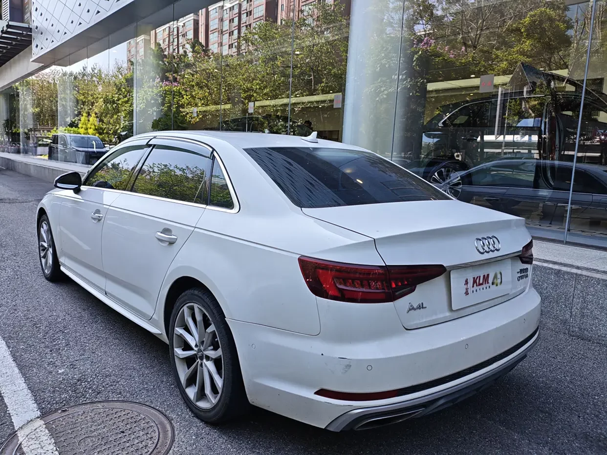 Audi A4L