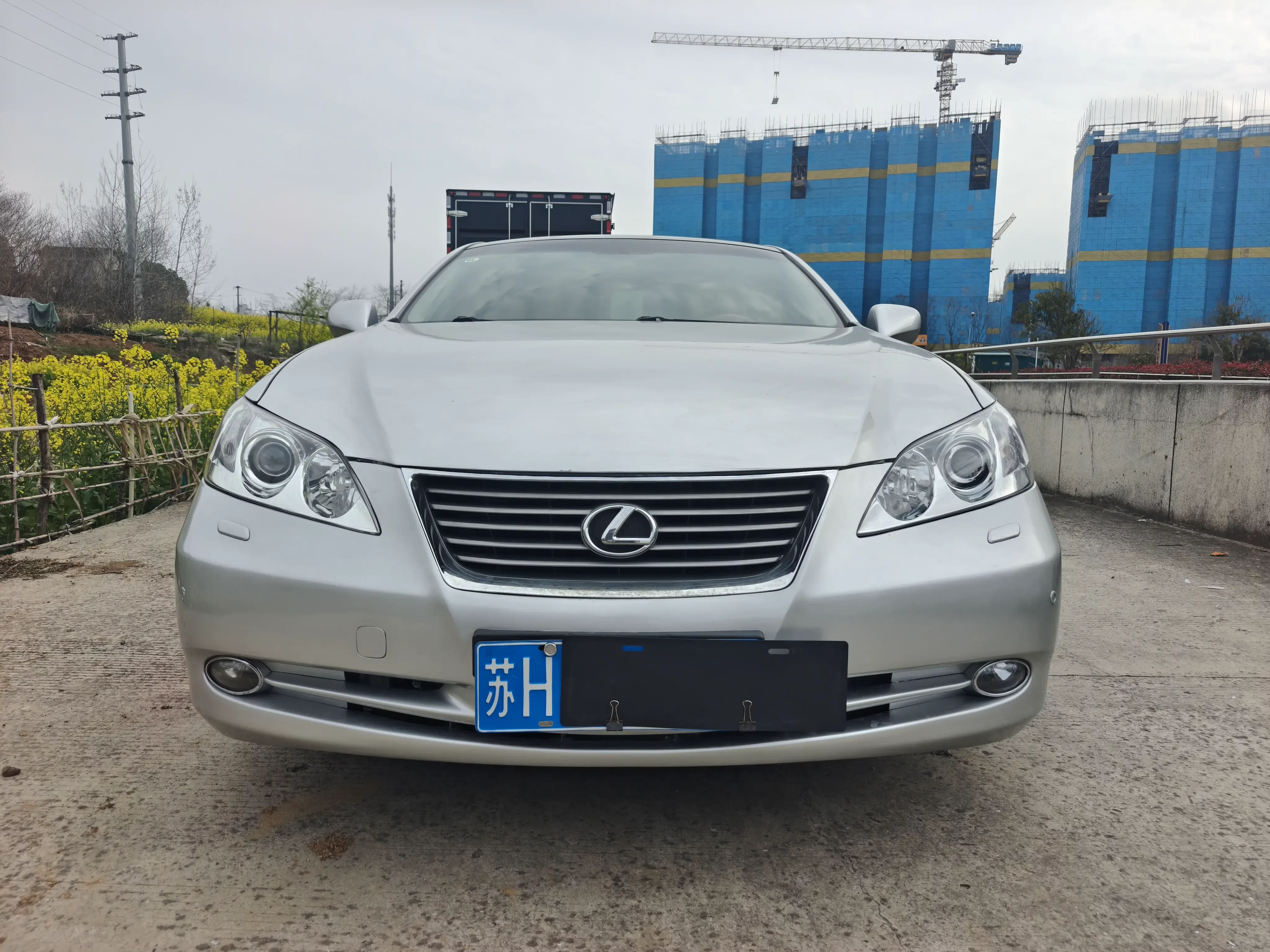 Lexus ES
