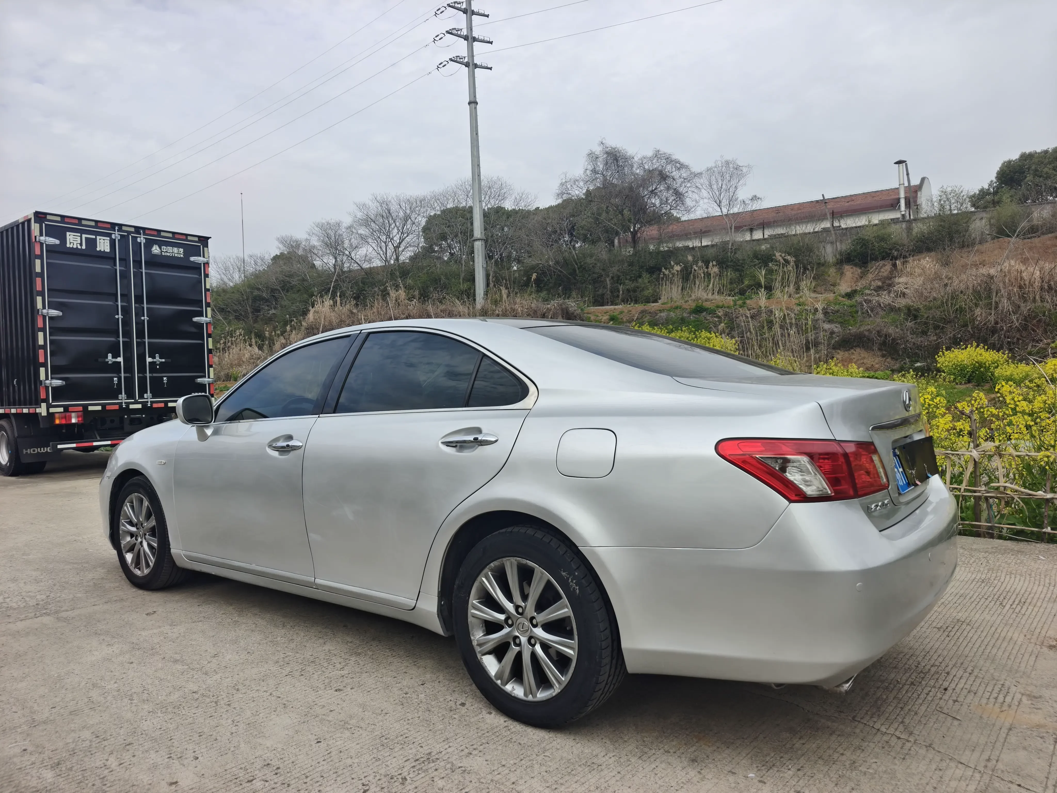 Lexus ES