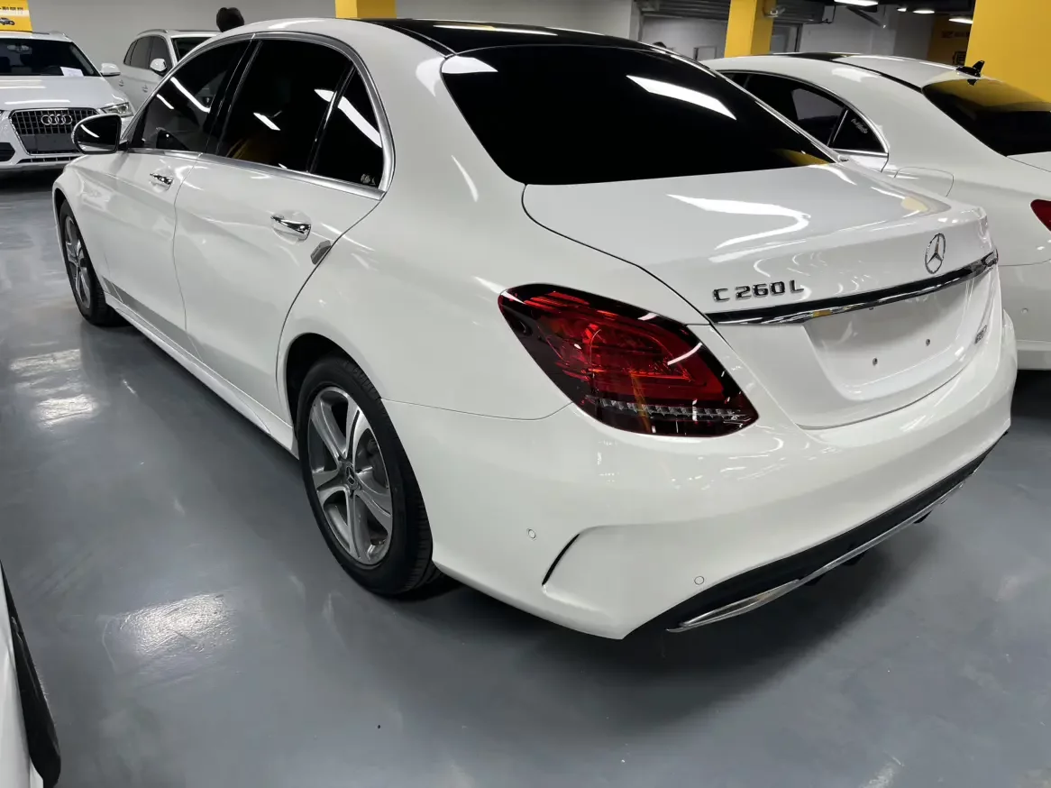 Mercedes-Benz C Class