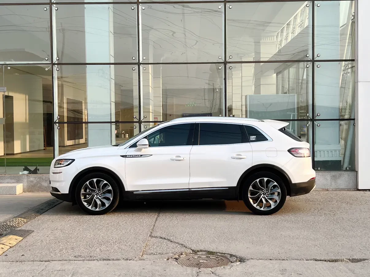 Lincoln navigator