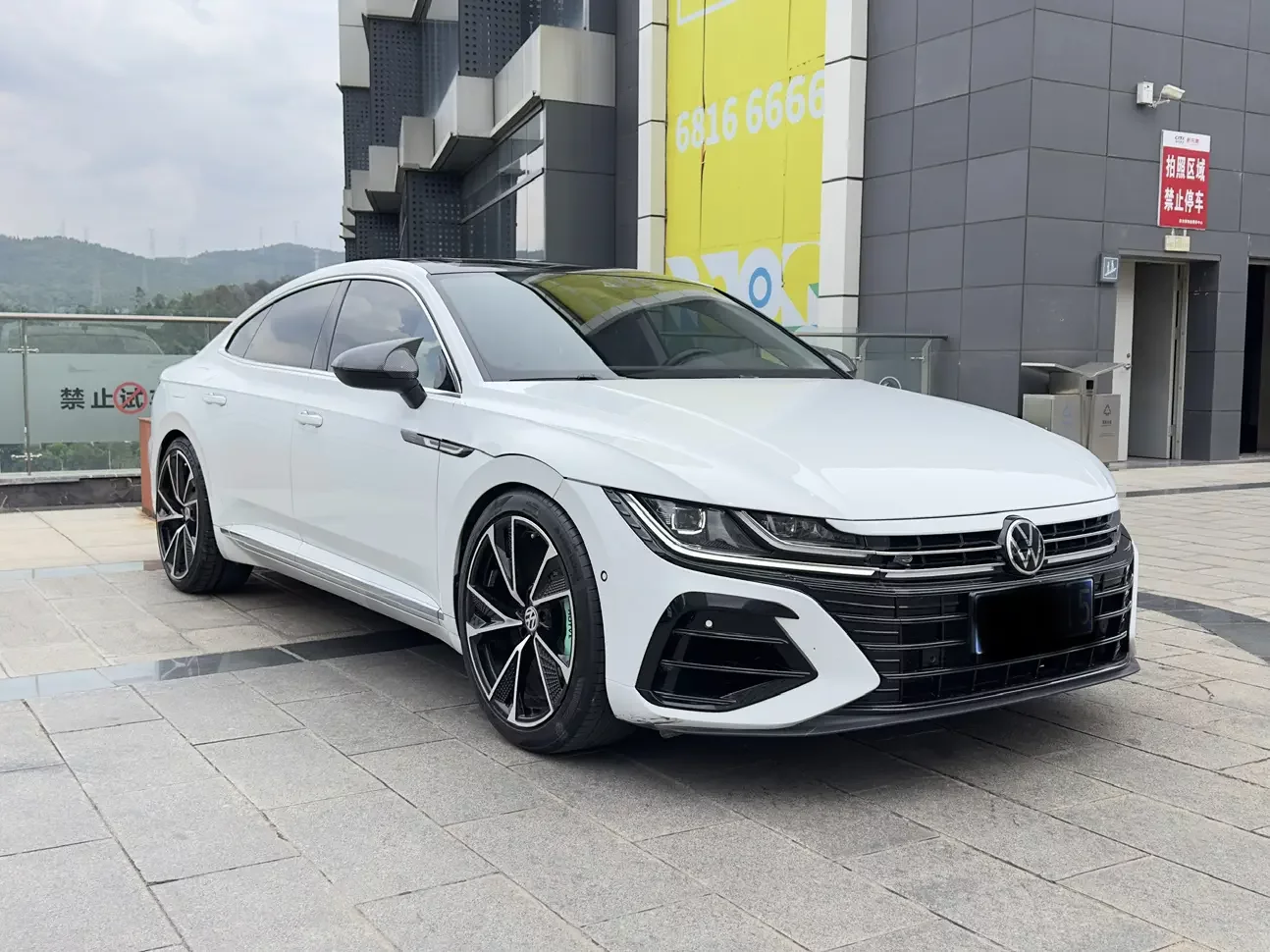 Volkswagen Arteon