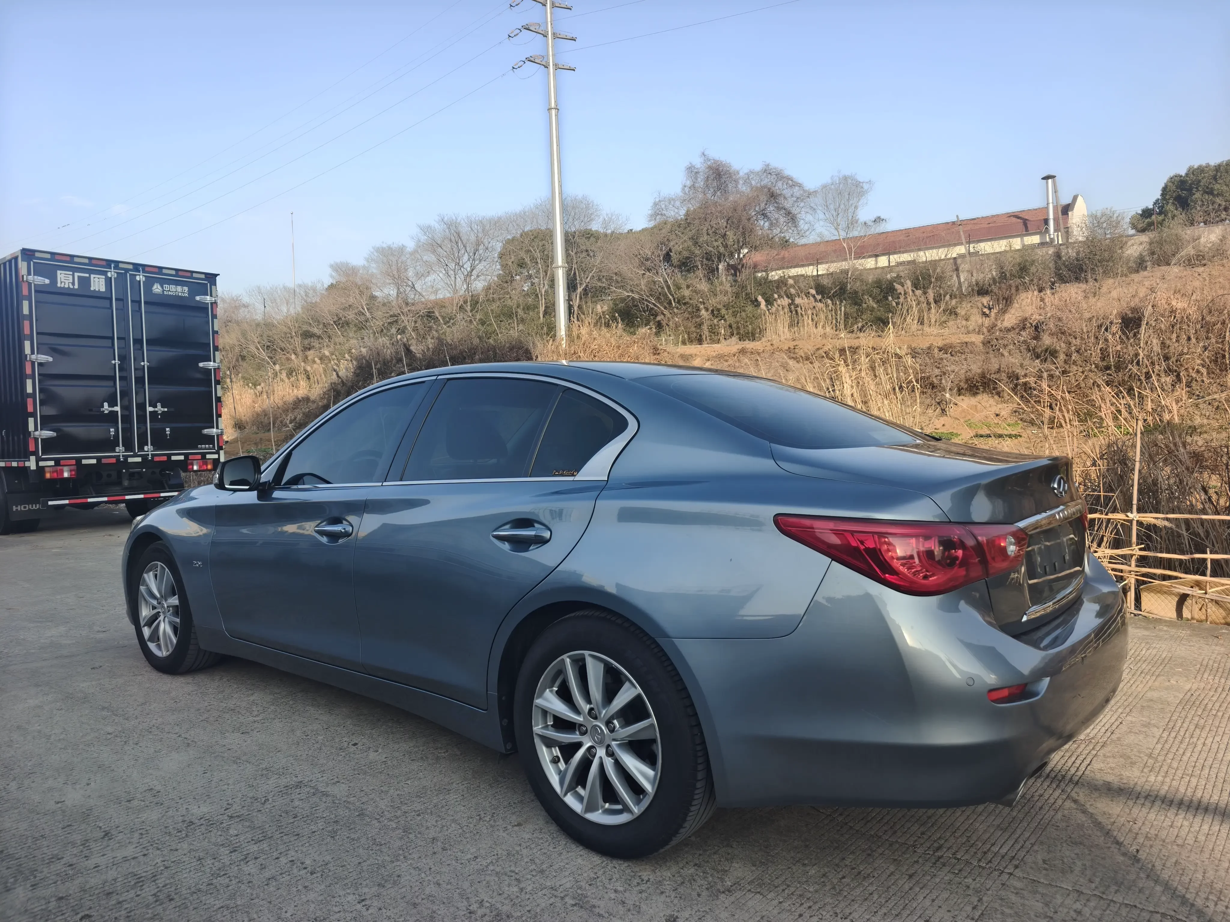 Infiniti Q50