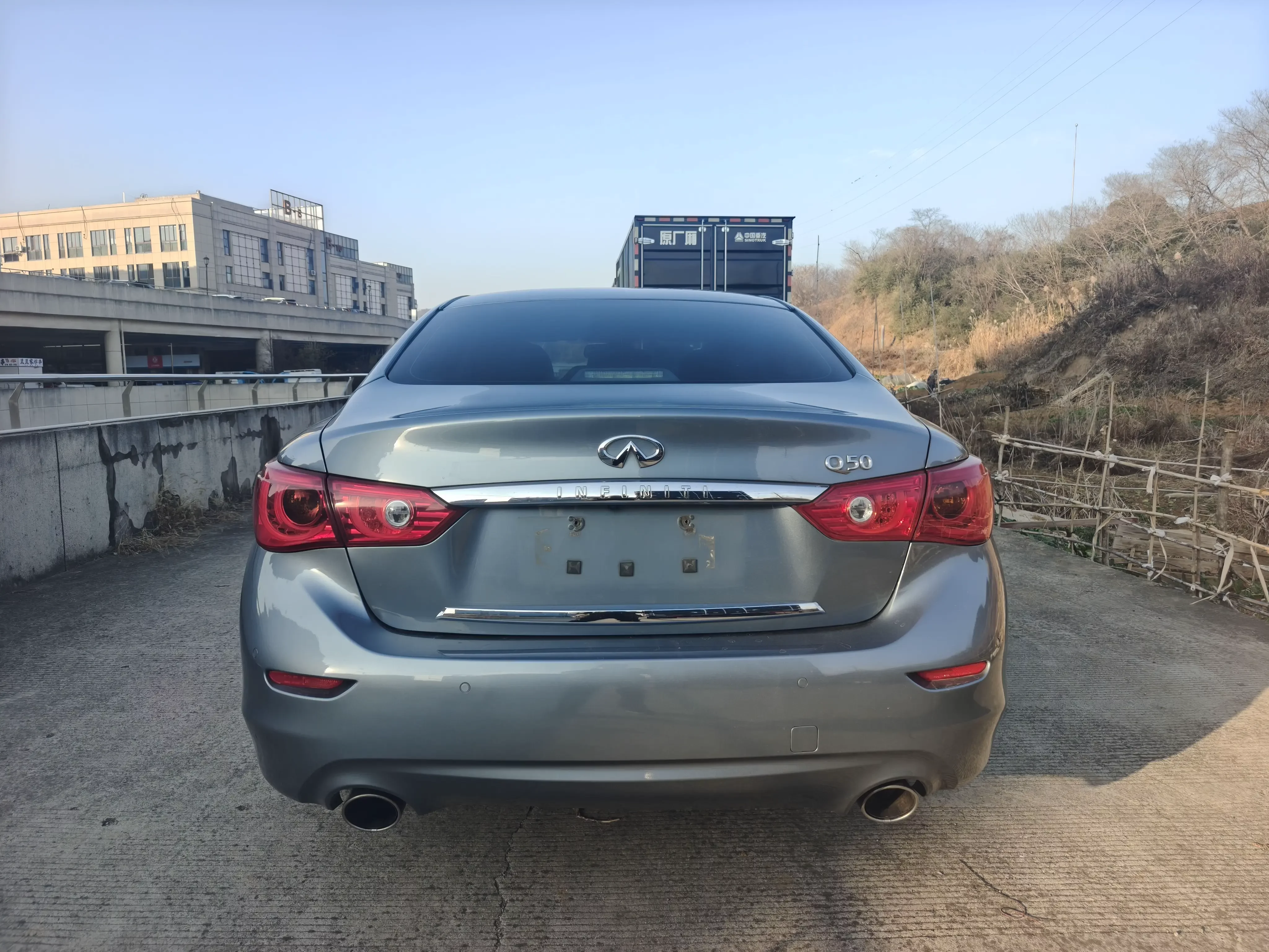 Infiniti Q50