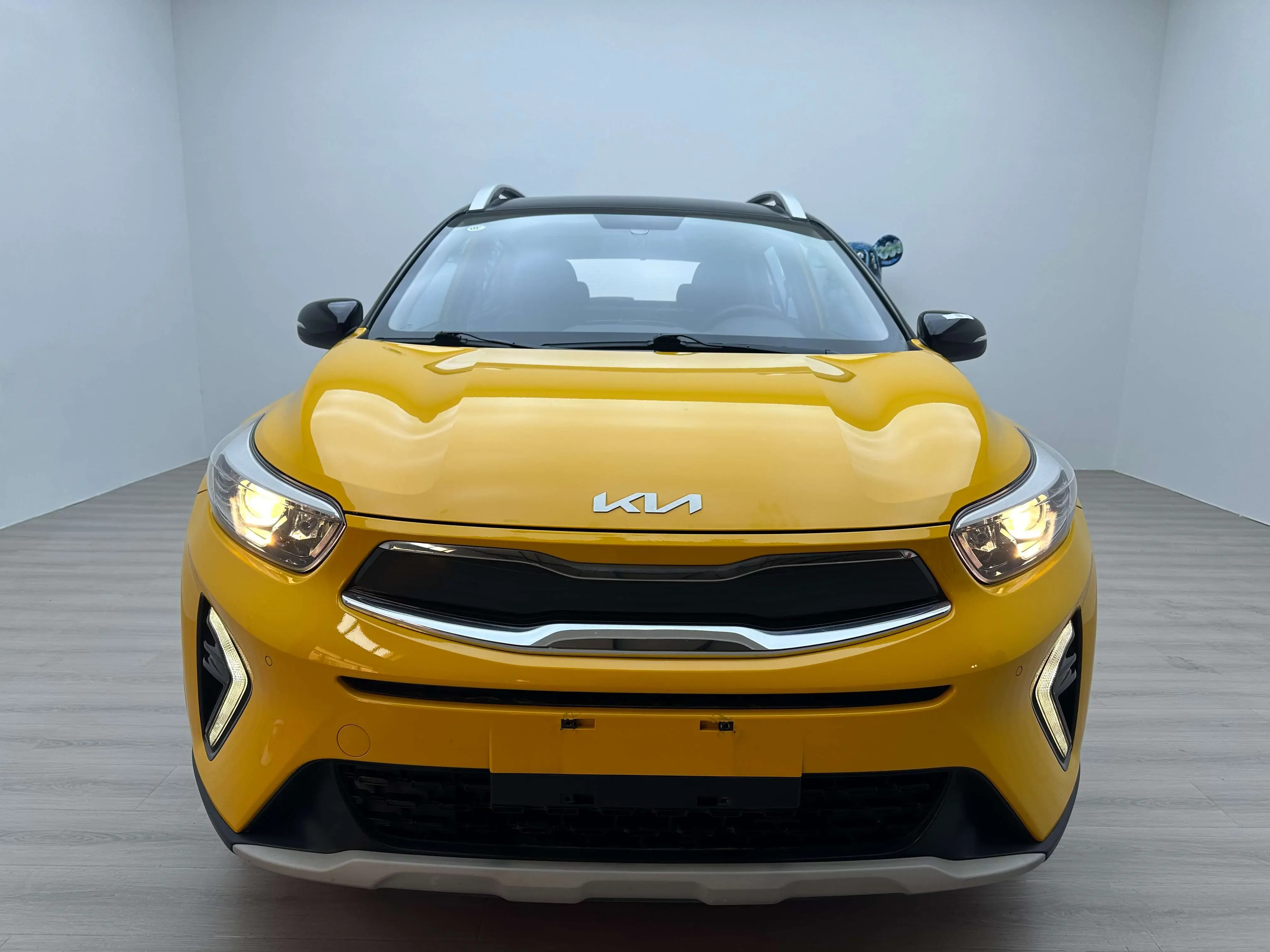 Kia KX1