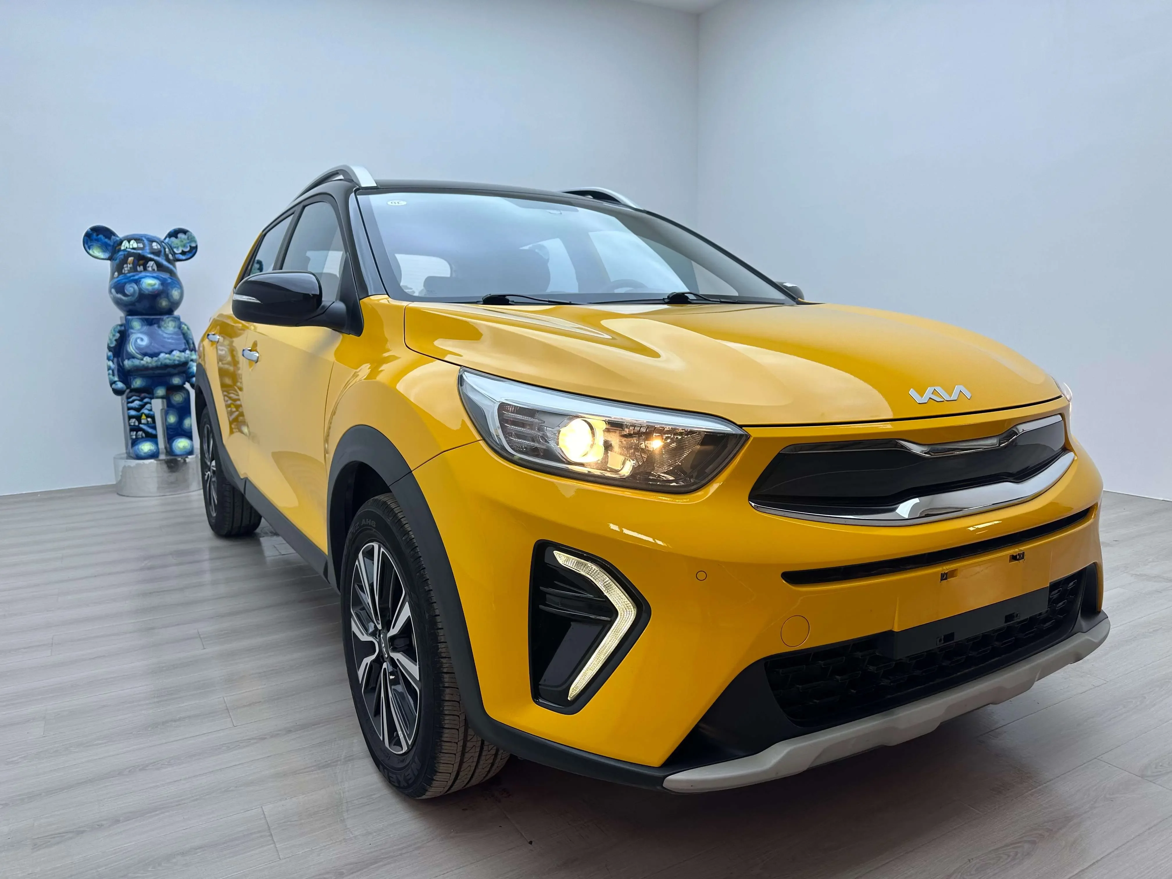 Kia KX1