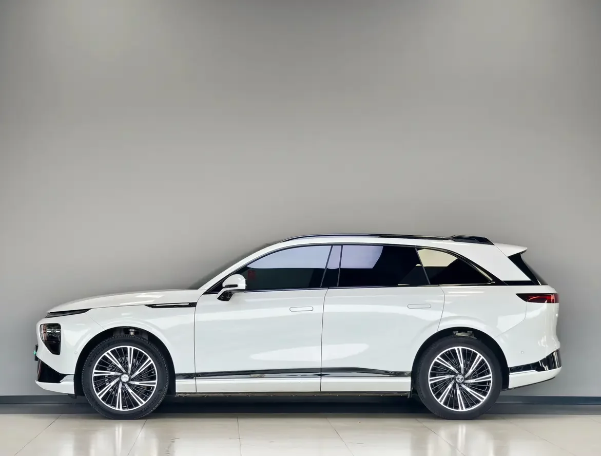 Xpeng G9