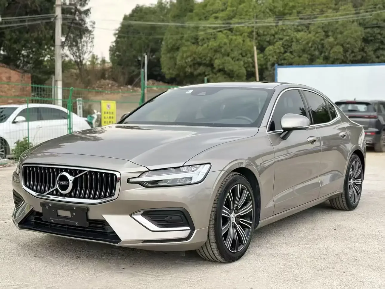 Volvo S60