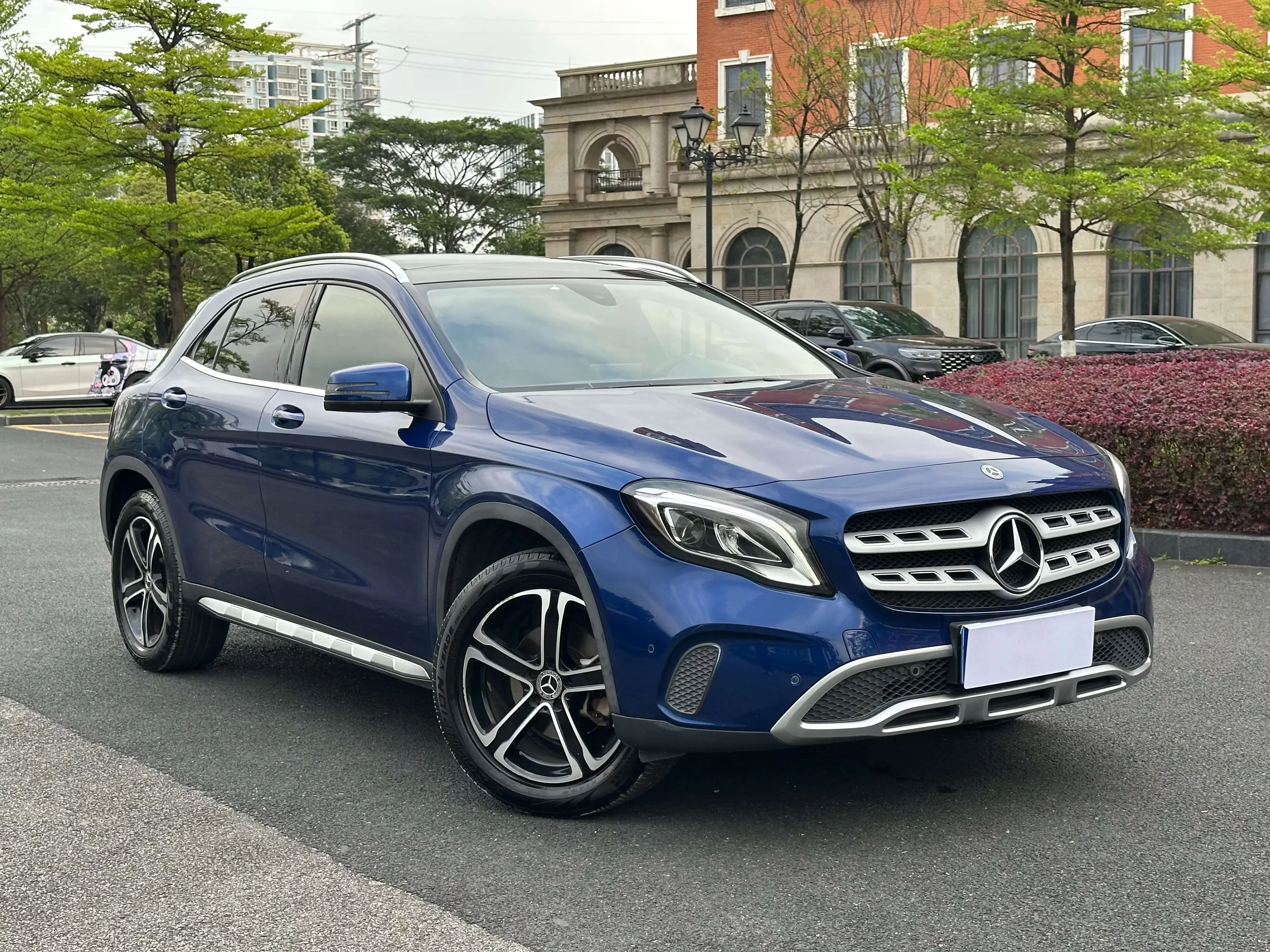 Mercedes-Benz GLA