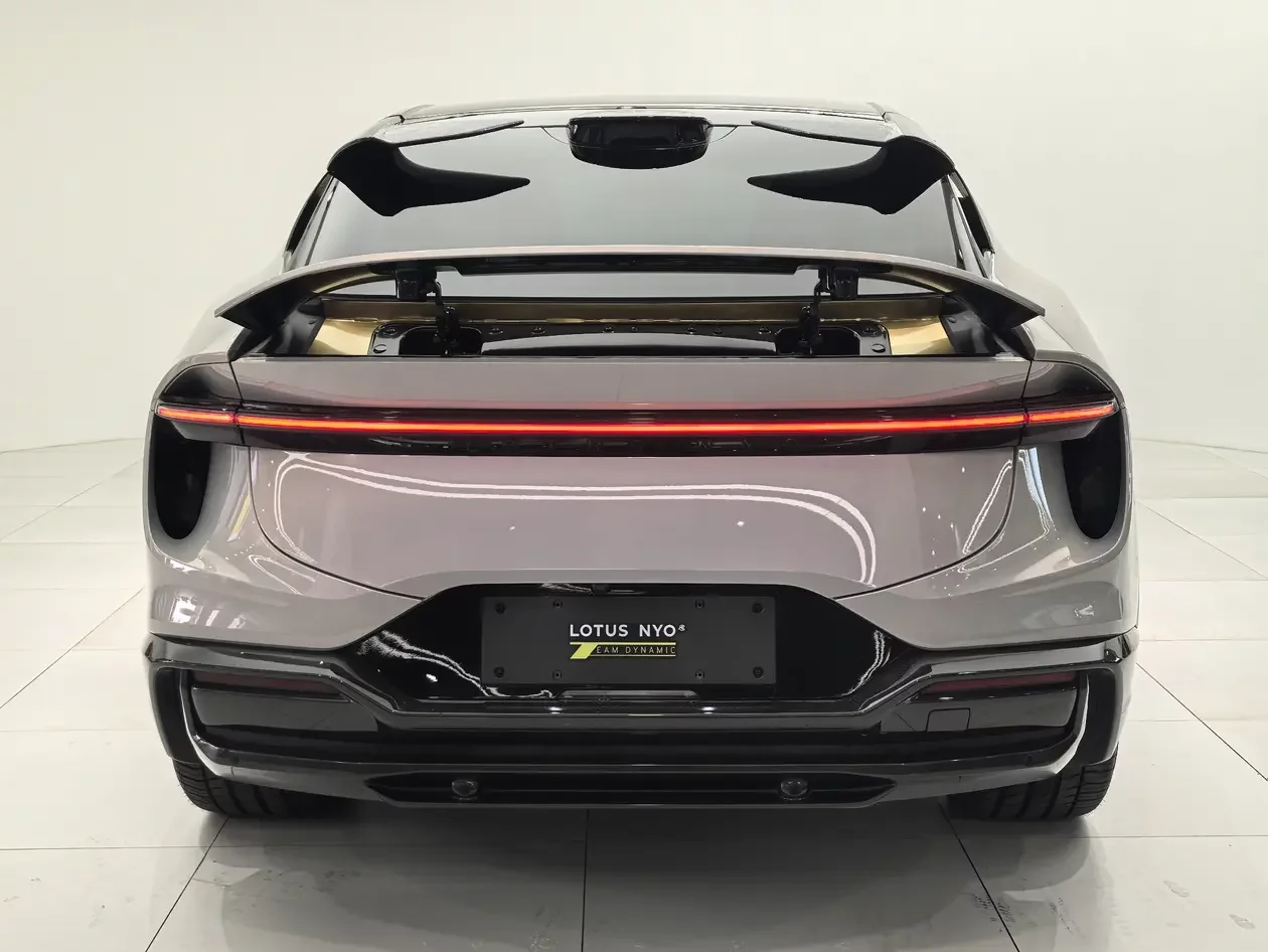Lotus Eletre