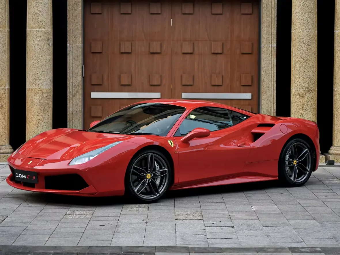 Ferrari 488